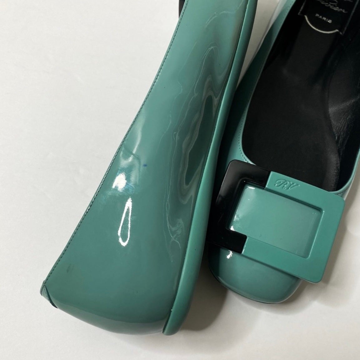 Roger Vivier Two Tones Teal & Black Color Buckle Ballerina Ballets Flat Shoes - detail