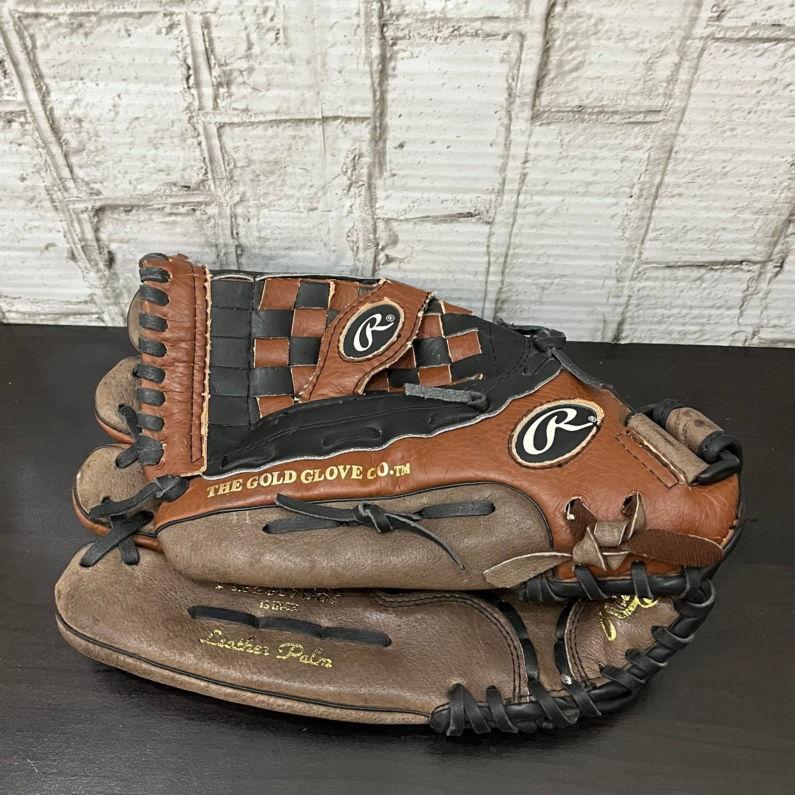Rawlings Playmaker Series PM2609DBP 13 Inch Baseball Gloves Leather Palm LHT
