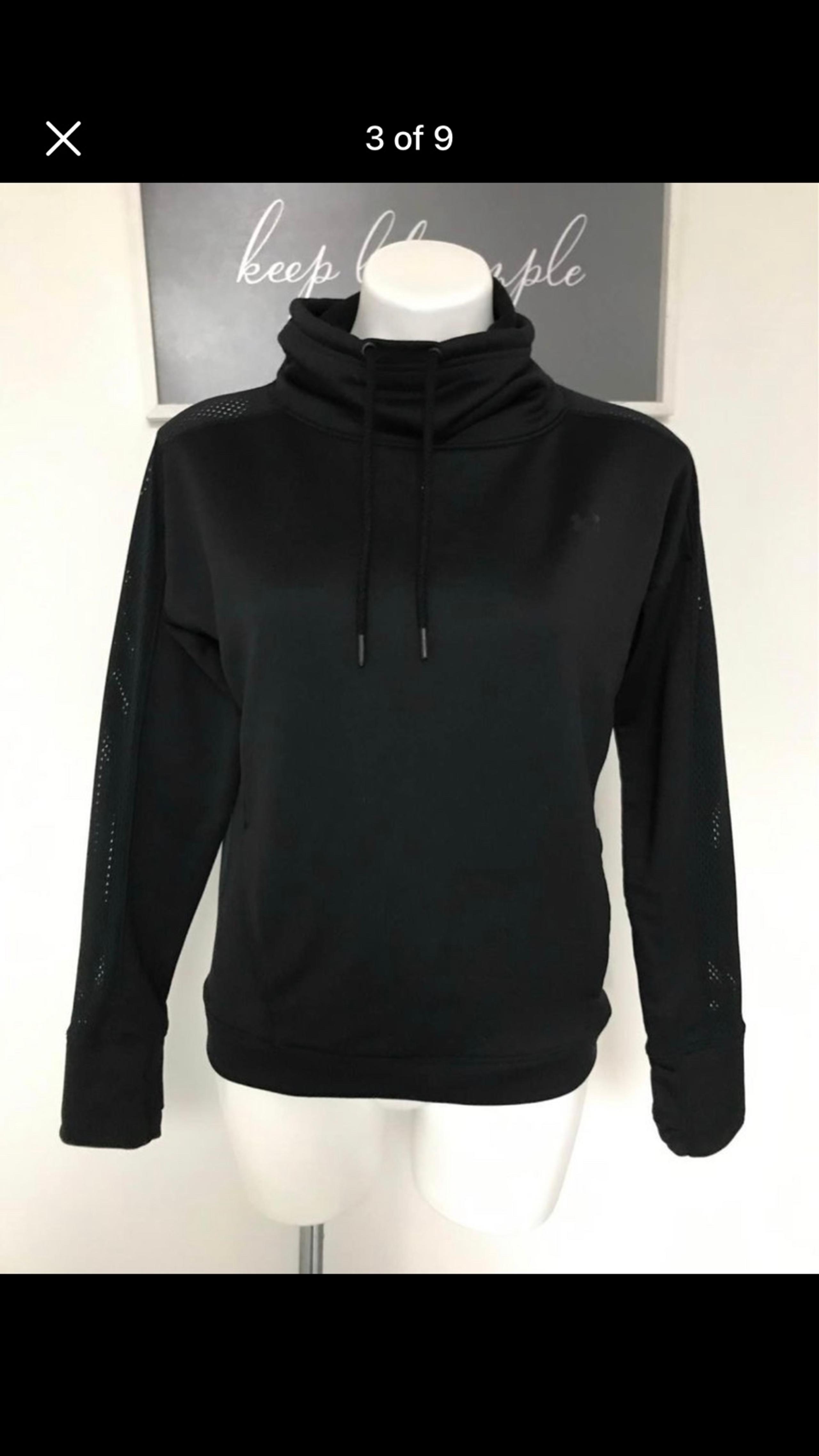 under armour womens  cowl neck sweater size  small great condition