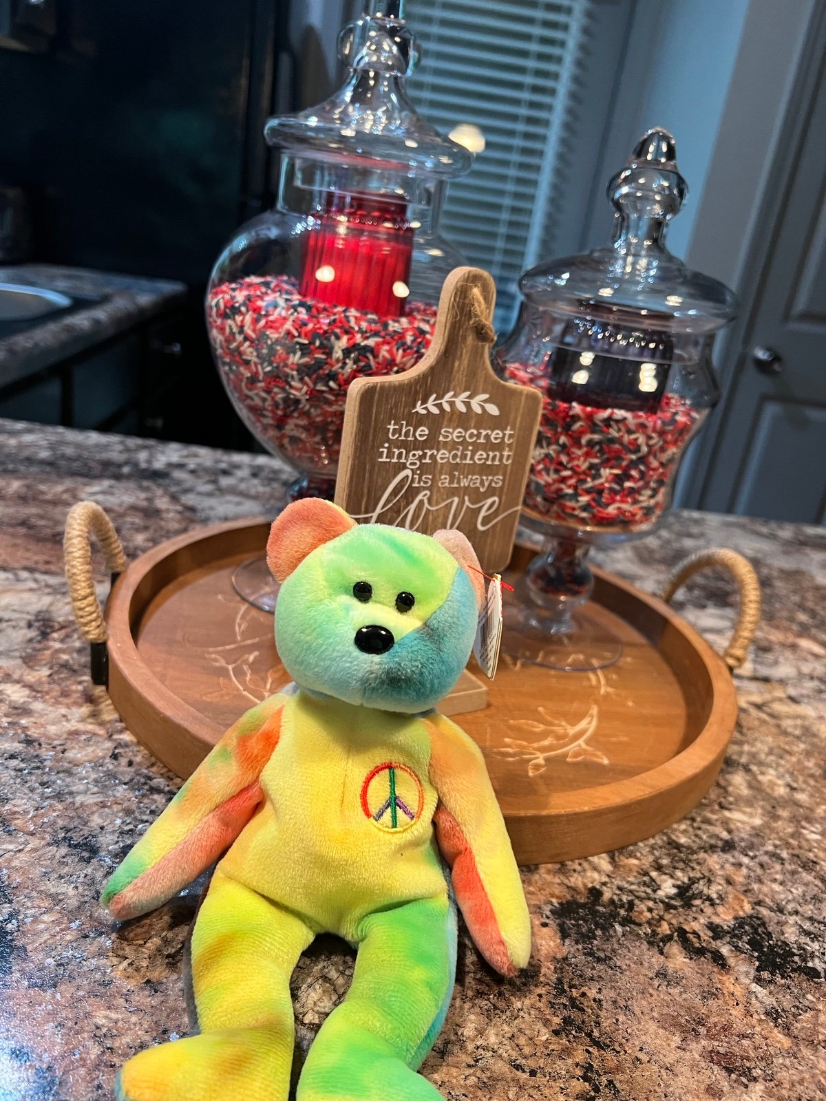Ty Beanie Babies Peace The Bear