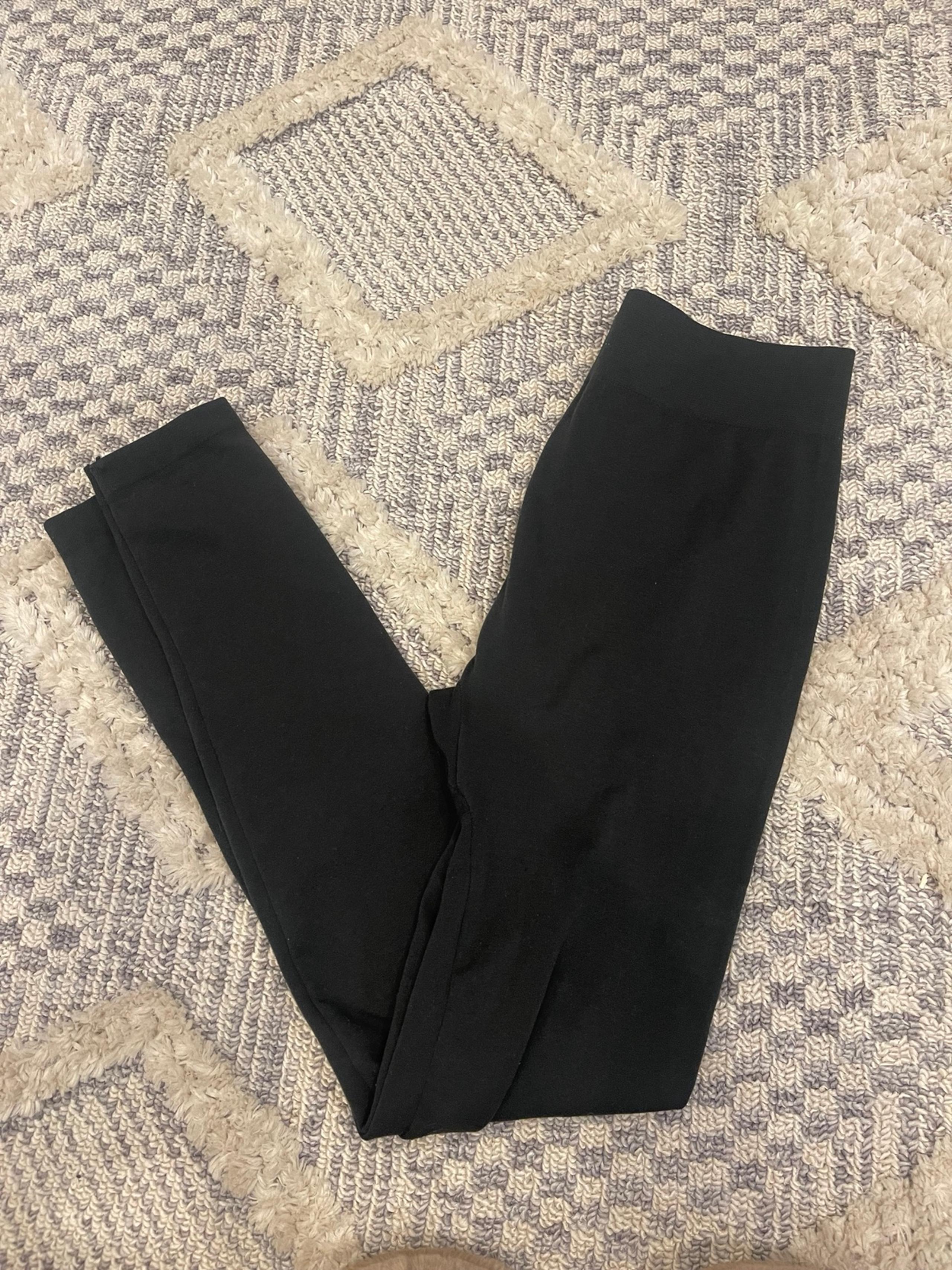 Muk Luks Black Leggings Women's Size Medium/Large