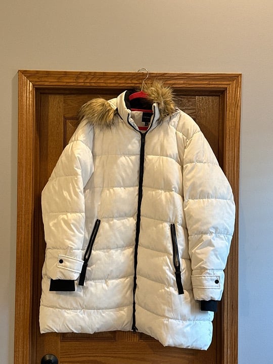 Lane Bryant - Puffer Winter Coat - White - EUC - Size 22/24