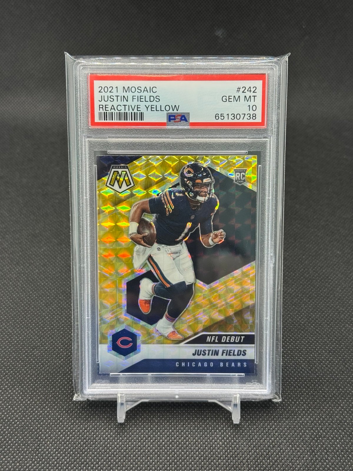 PSA 10 Rookie Card 2021 Panini Mosaic Justin Fields #242 Reactive Yellow