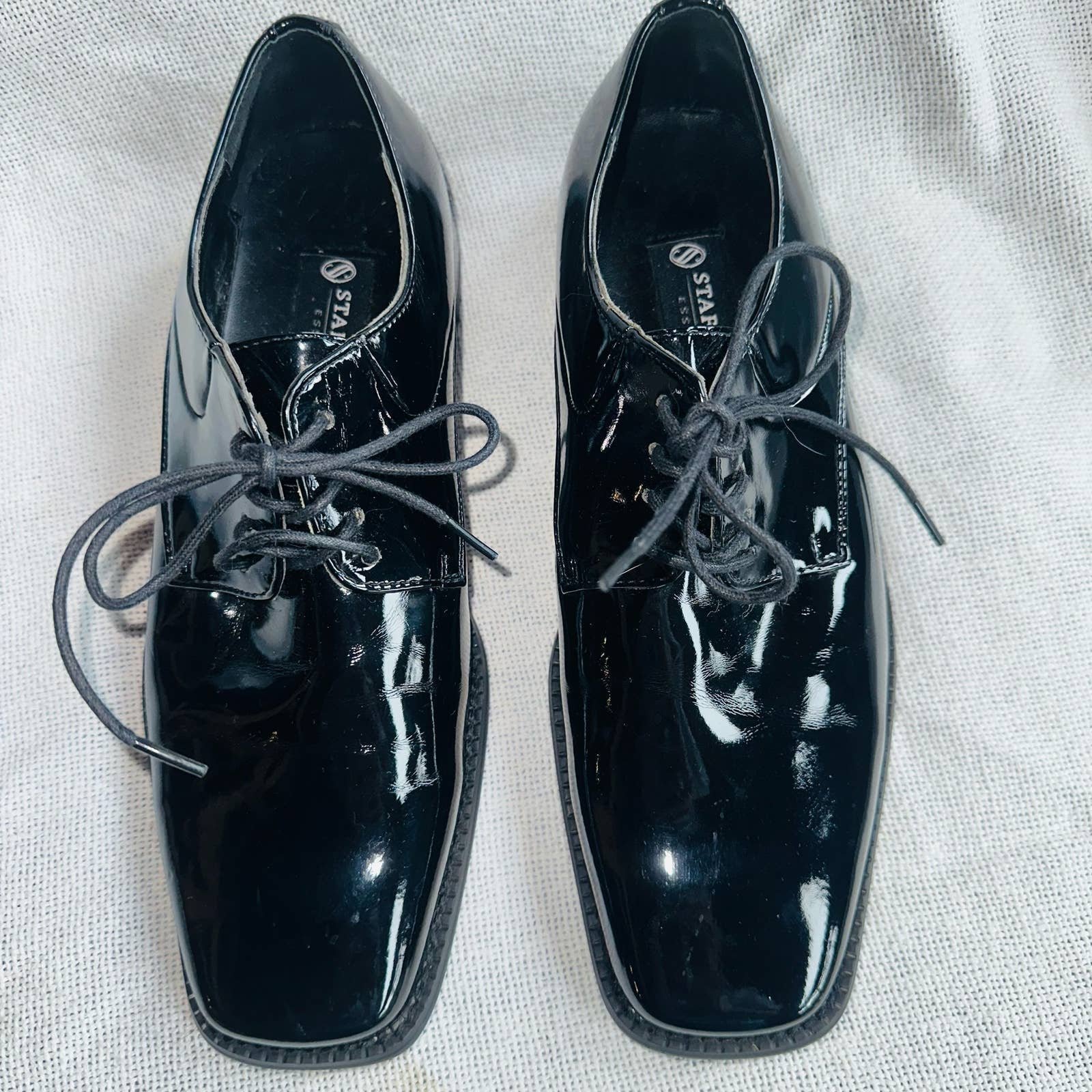 EUC Men’s 8M Stafford Essentials Black Patent Leather Square Toe Dress Shoes