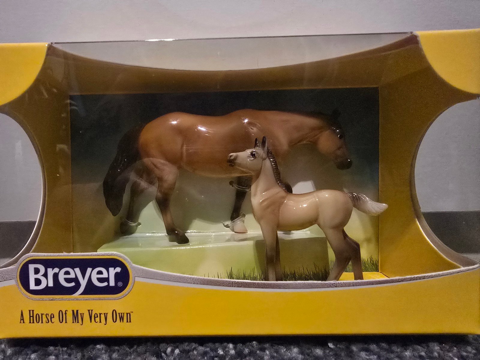 Breyer Stablemate Club 2024 Hadley and Holden set