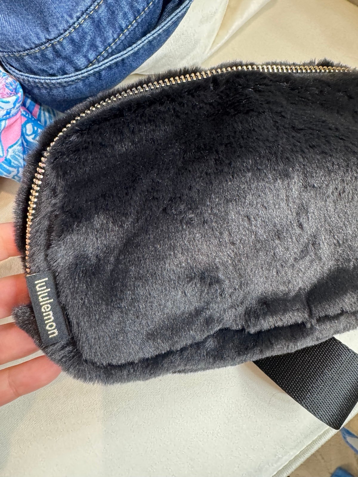 NWT rare to find lululemon belt bag
