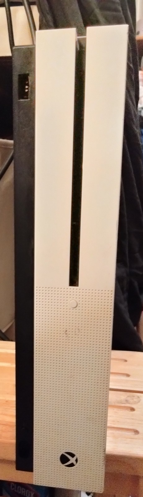 Xbox One S with Controller