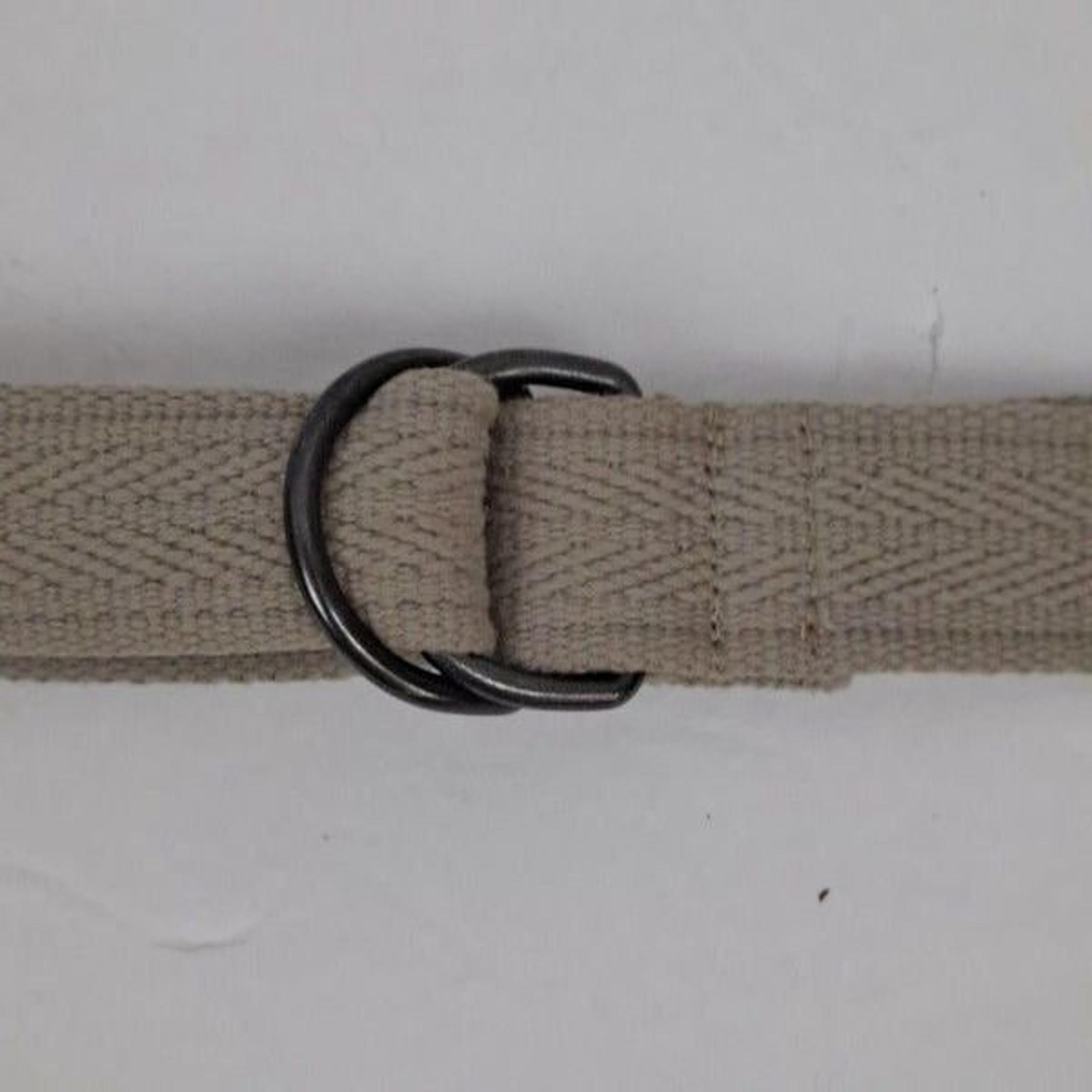 Gap Mens webbed belt NWOT
