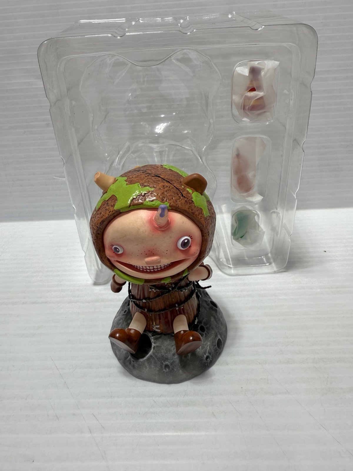 hirono x polar Symbiosis Figure with Artist Signature