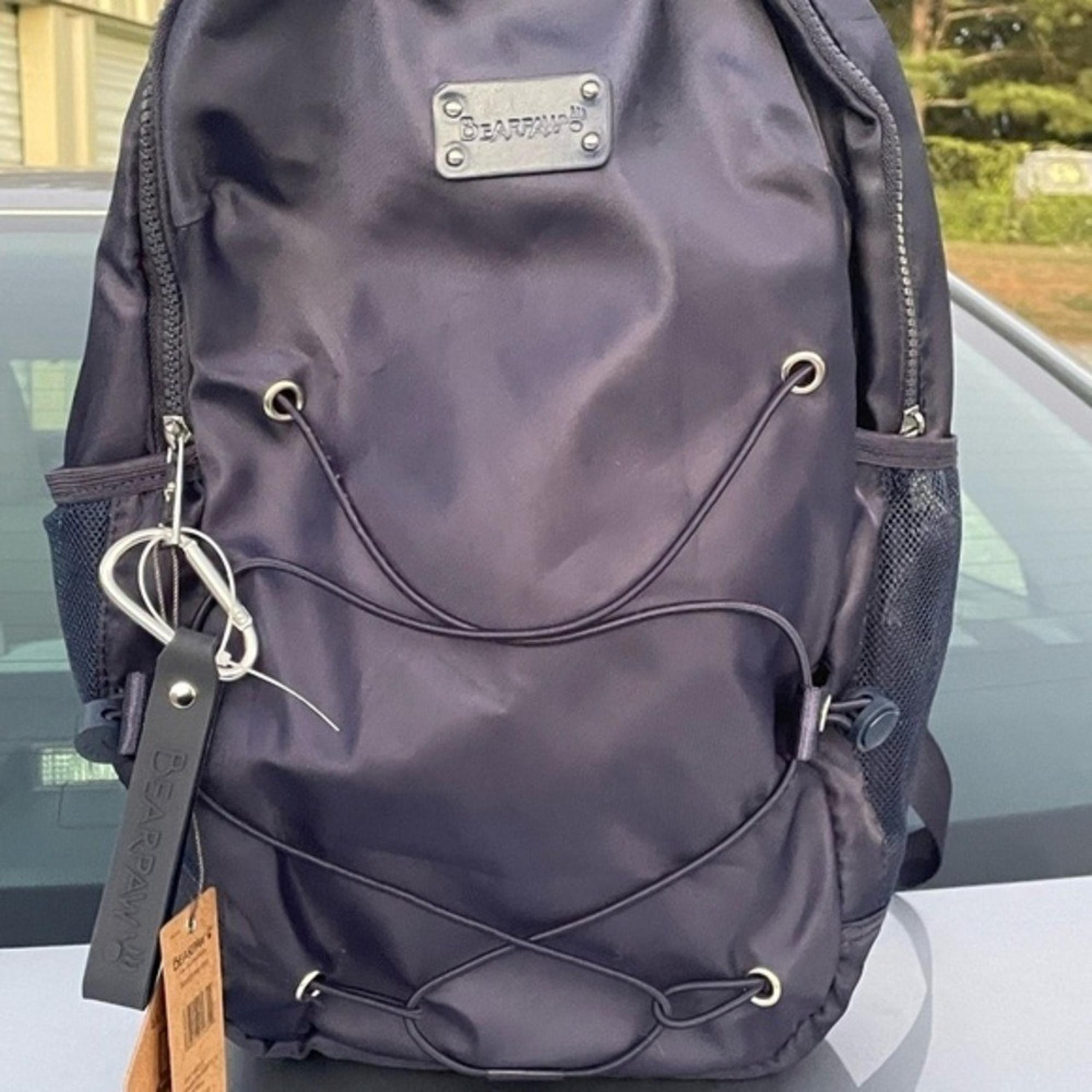 NWT BearPaw PAWZ Navy Blue BackPack Interior Laptop Sleeve Fits most 15"