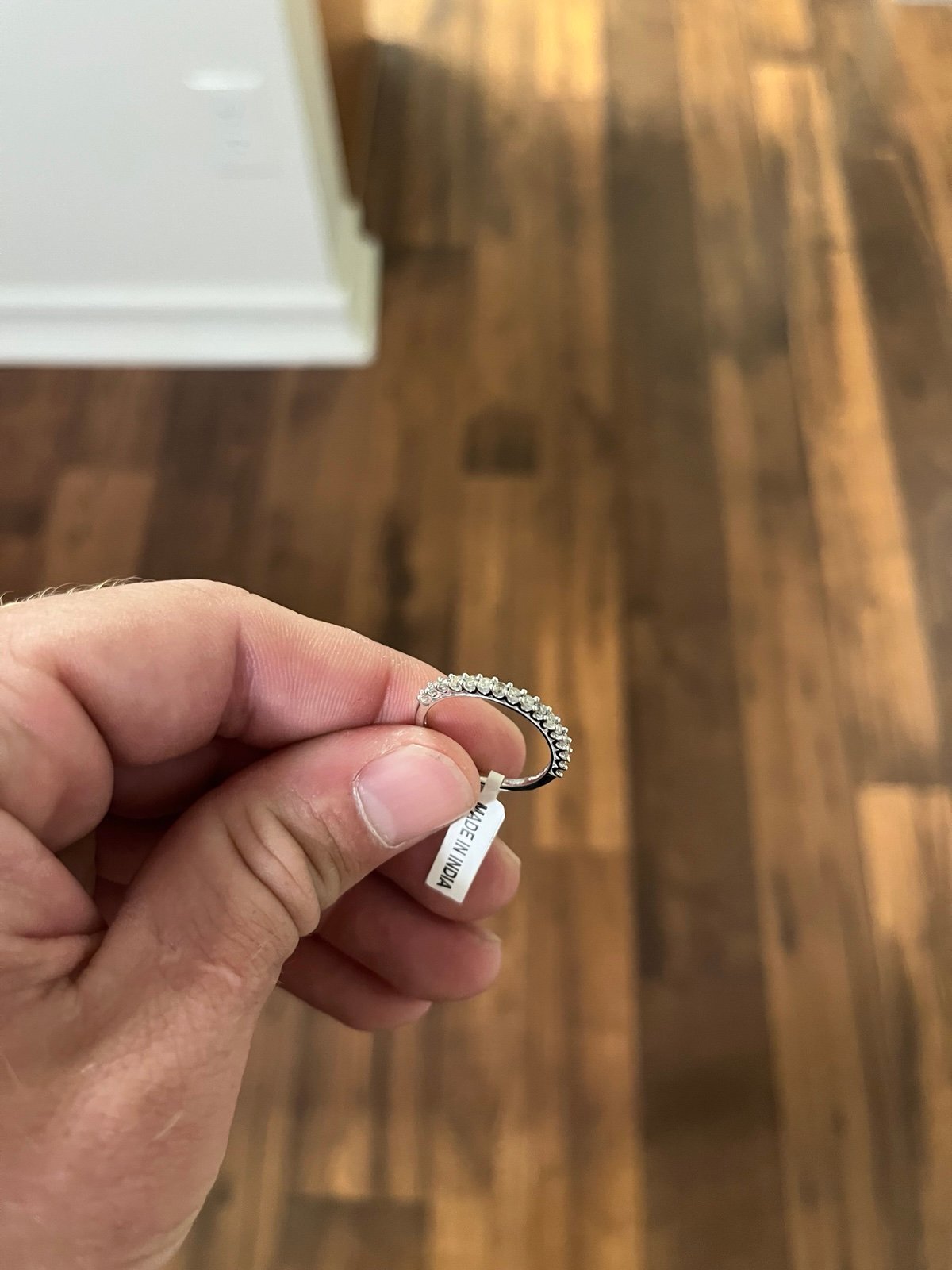 Woman’s Wedding Band
