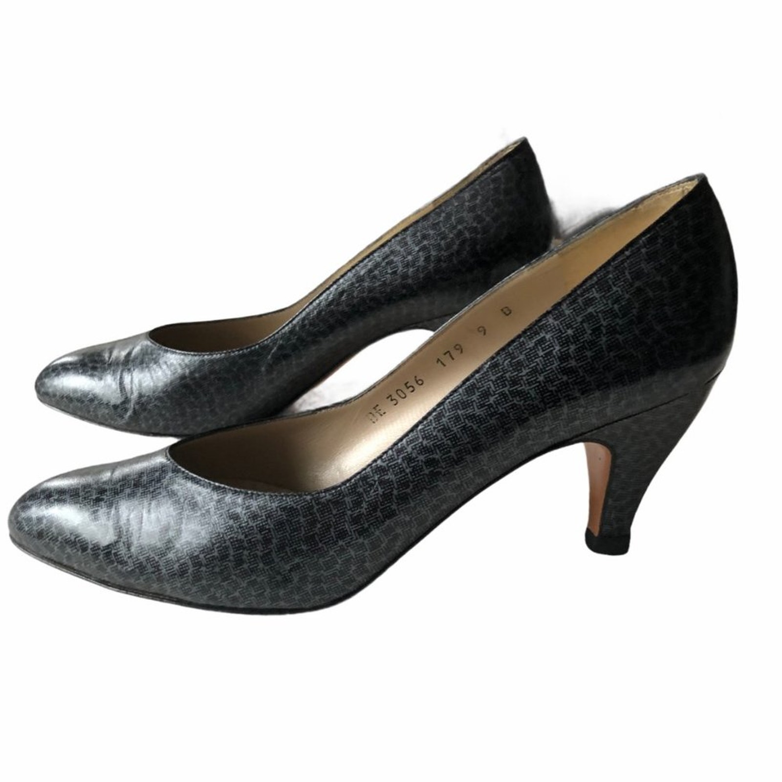 Salvatore Ferragamo Loredana Pump Heel Black Gray 9 Vintage