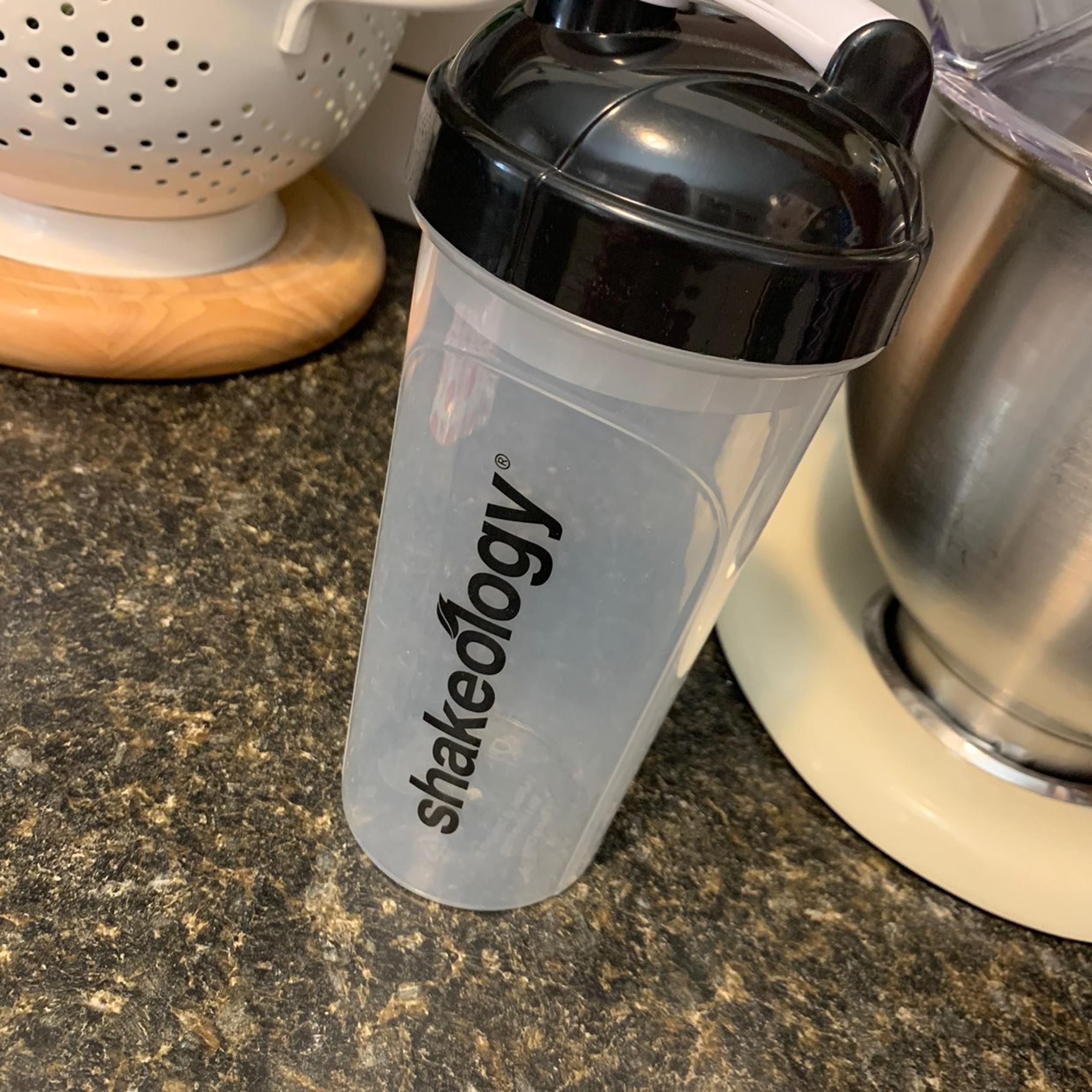 shakeology shaker bottle blender bottle