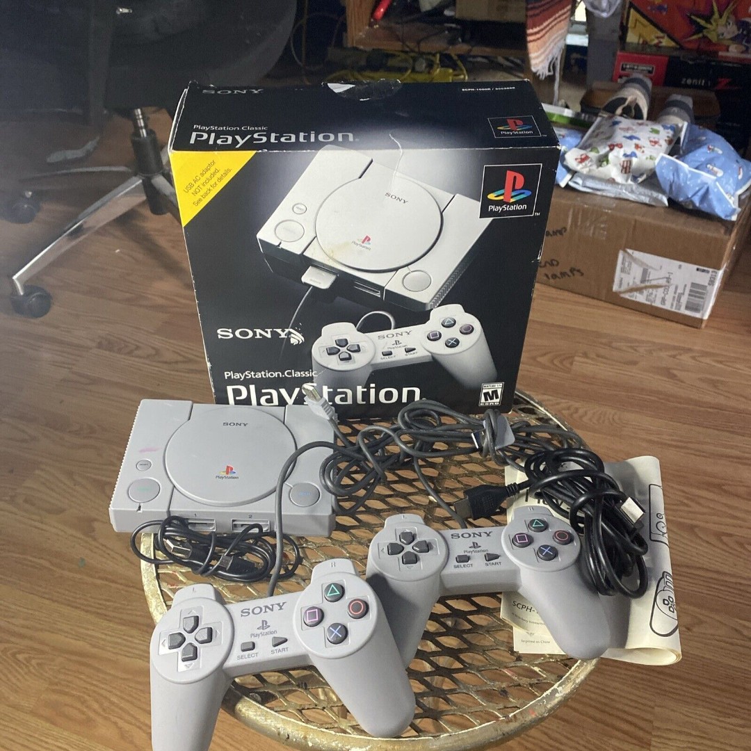 Sony PlayStation PS1 Classic Mini SCPH-1000R 20 Games Console w/ 2 Controllers