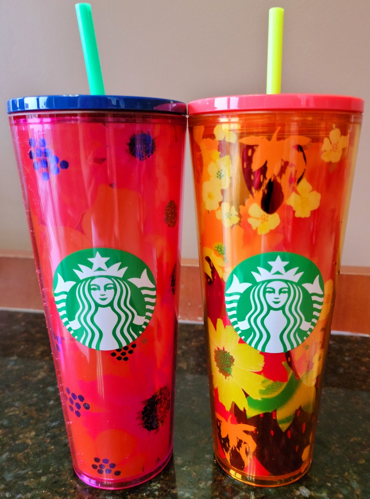 Starbucks cups duo