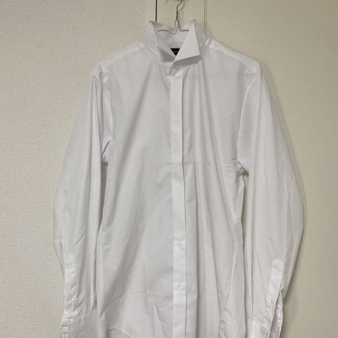 Tuxedo, Size M