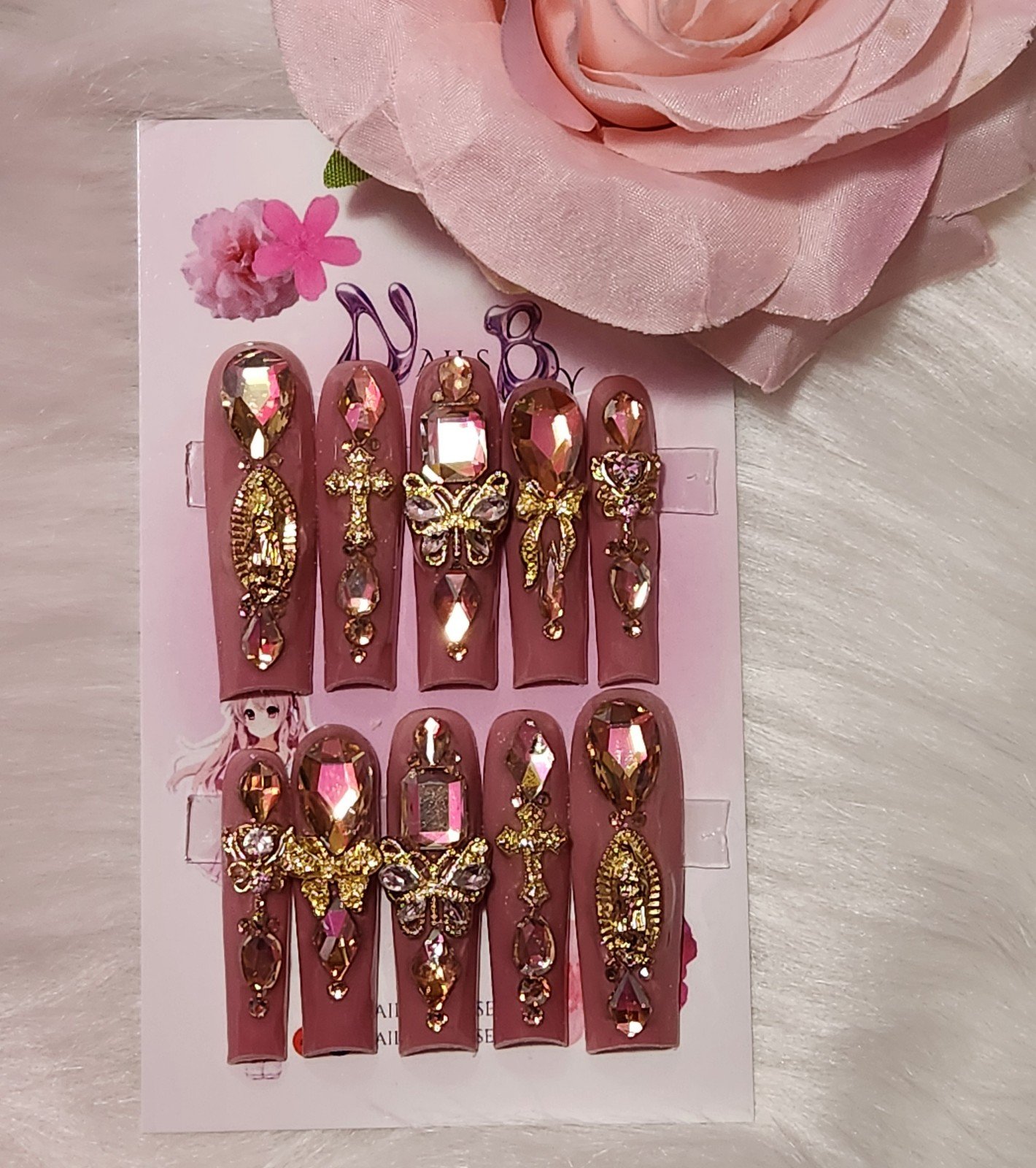 Press on nails