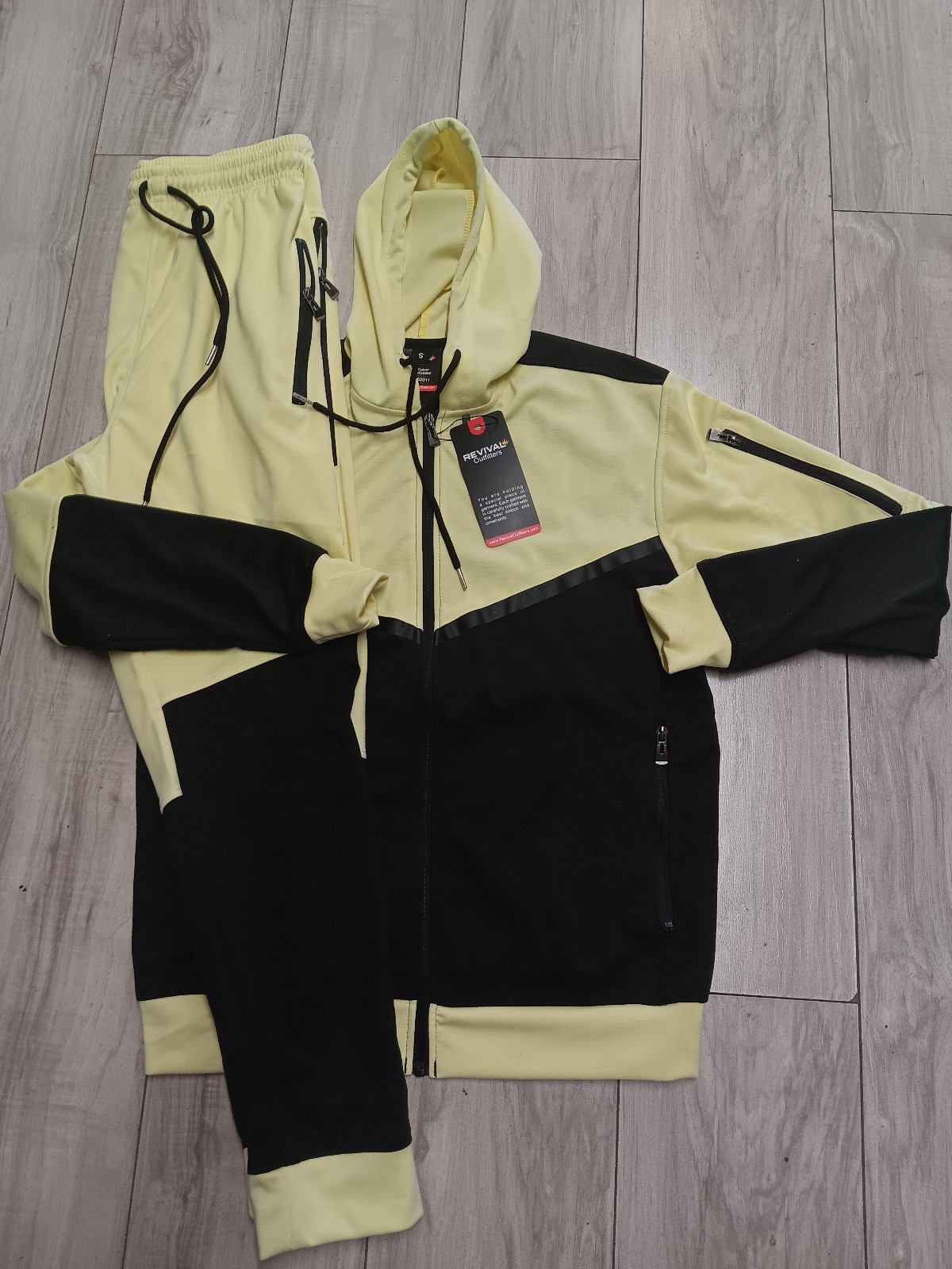 Revival Sweatsuit Medium