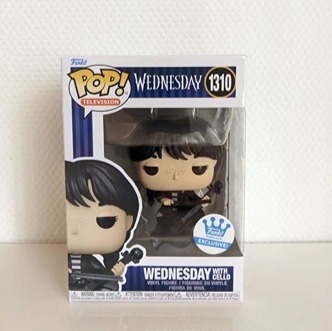 Ｆunko POP! Wednesday with Cello1310 Exclusive Figur with protective case！