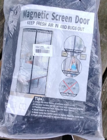 Magnetic screen door 36in by 82in