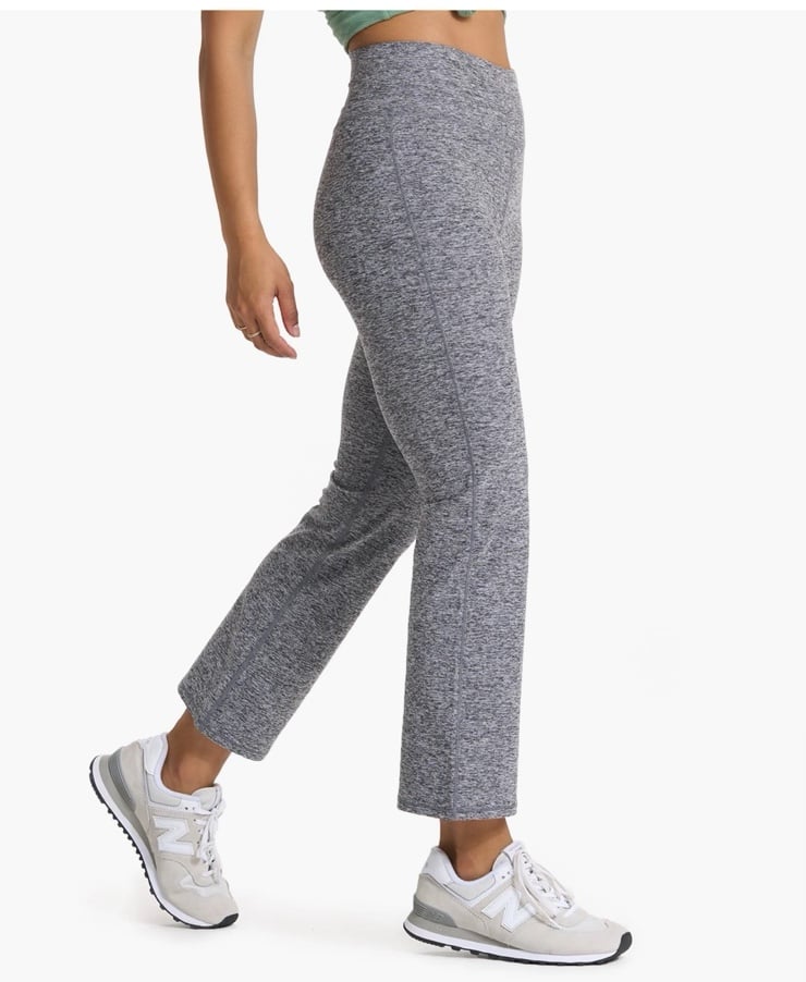 Vuori midrise bootcut legging
