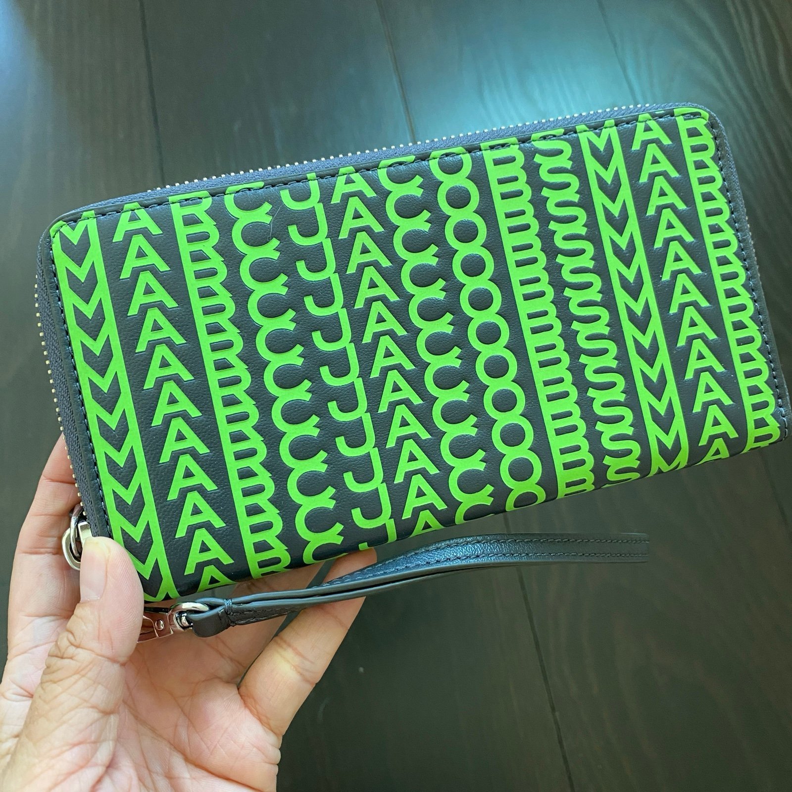 Last 4‼️Marc Jacobs Monogram Wristlet Wallet S151L03FA22