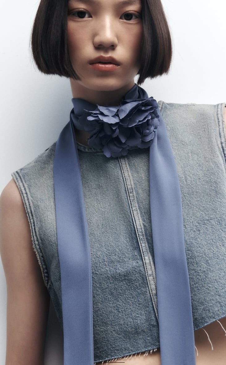 ZARA FLOWER NECK BOW