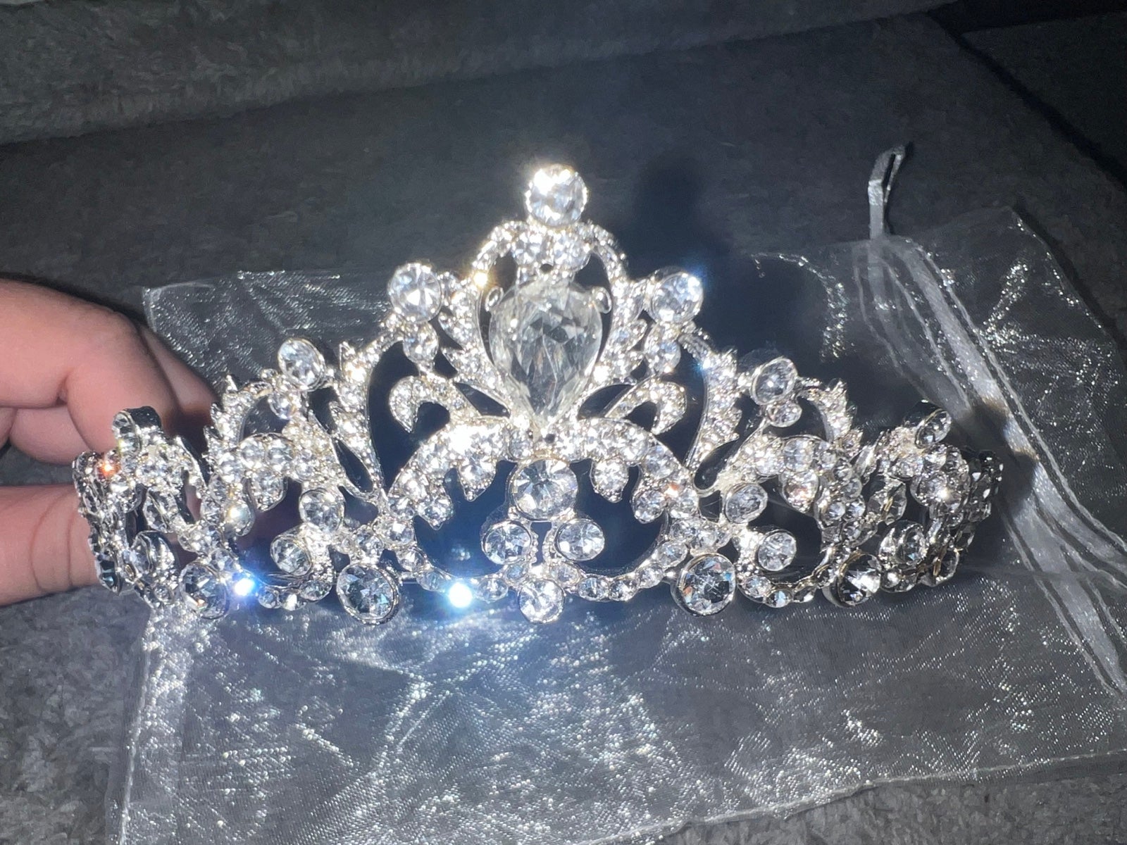 Tiara/Crown