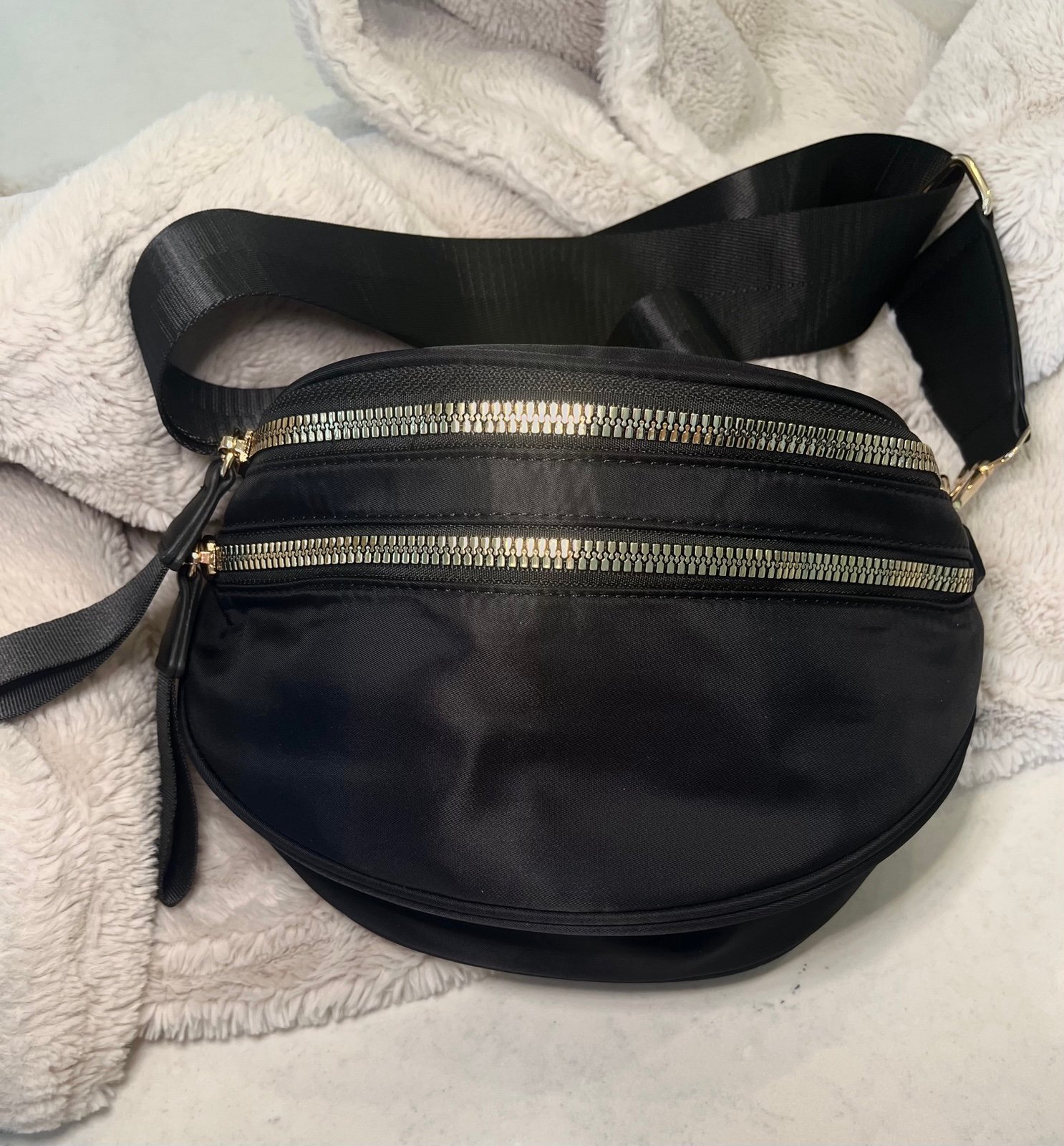 Fanny/Crossbody
