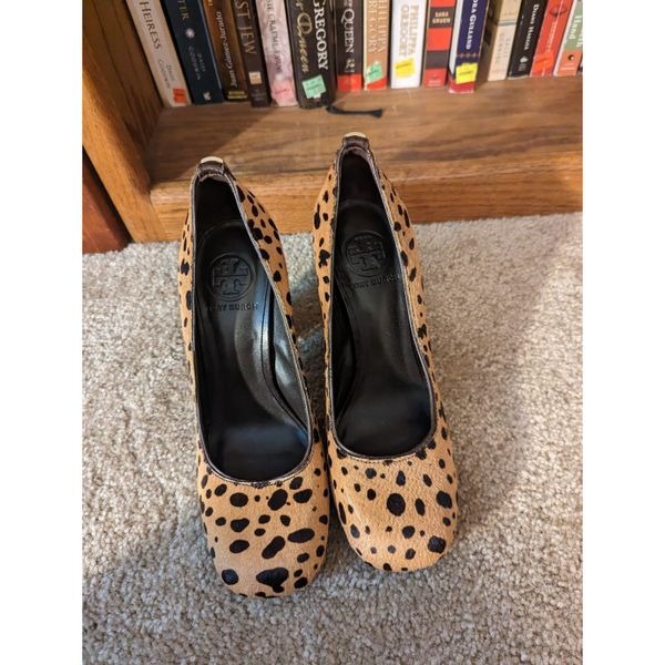Tory Burch leopard print chunky heel stilleto sz 7