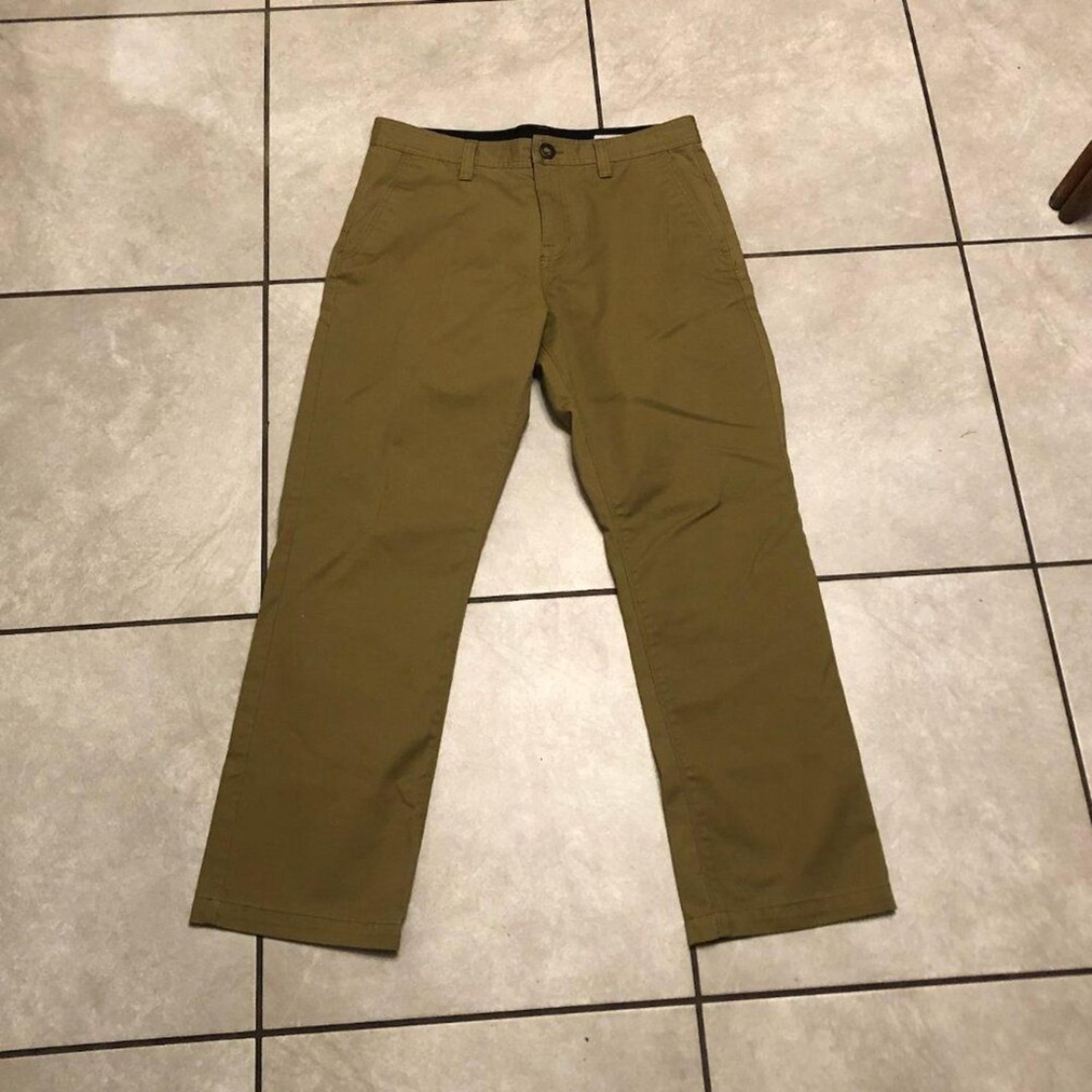 Volcom Khaki Straight-Leg Chino Pants - Size 32