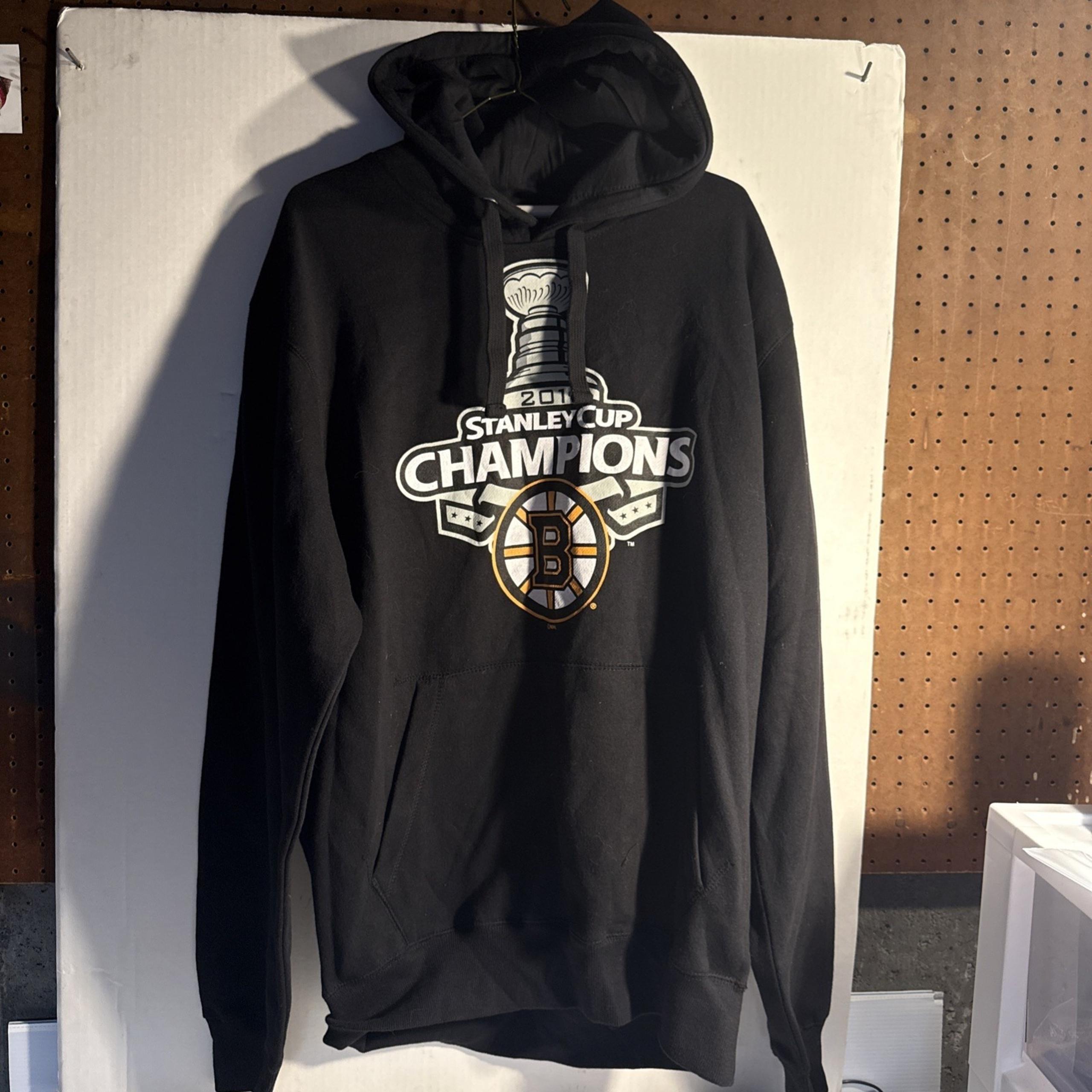 Large NWOT Carl  Banks GIII Boston Bruins 2011 Stanley Cup Champion Hoodie Rare