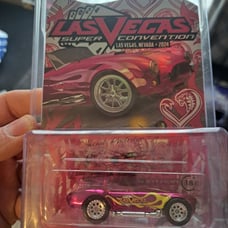 2024 Diecast SuperCon CHARITY AUCTION EXCLUSIVE Ford Shelby Cobra 427 PINK
