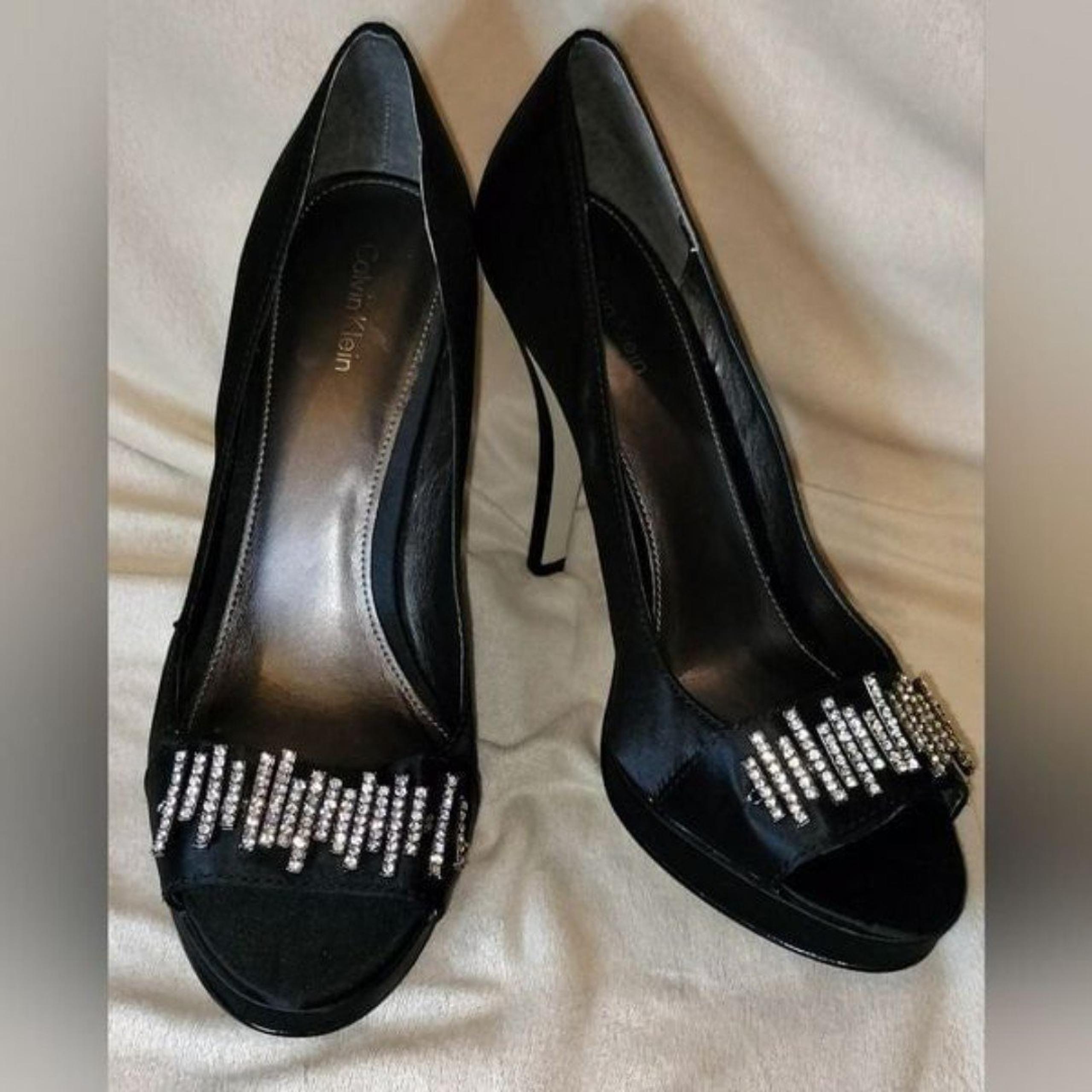 Calvin Klein Cara Black Satin Peep Toe Evening Pumps w/Rhinestones. Size 8M