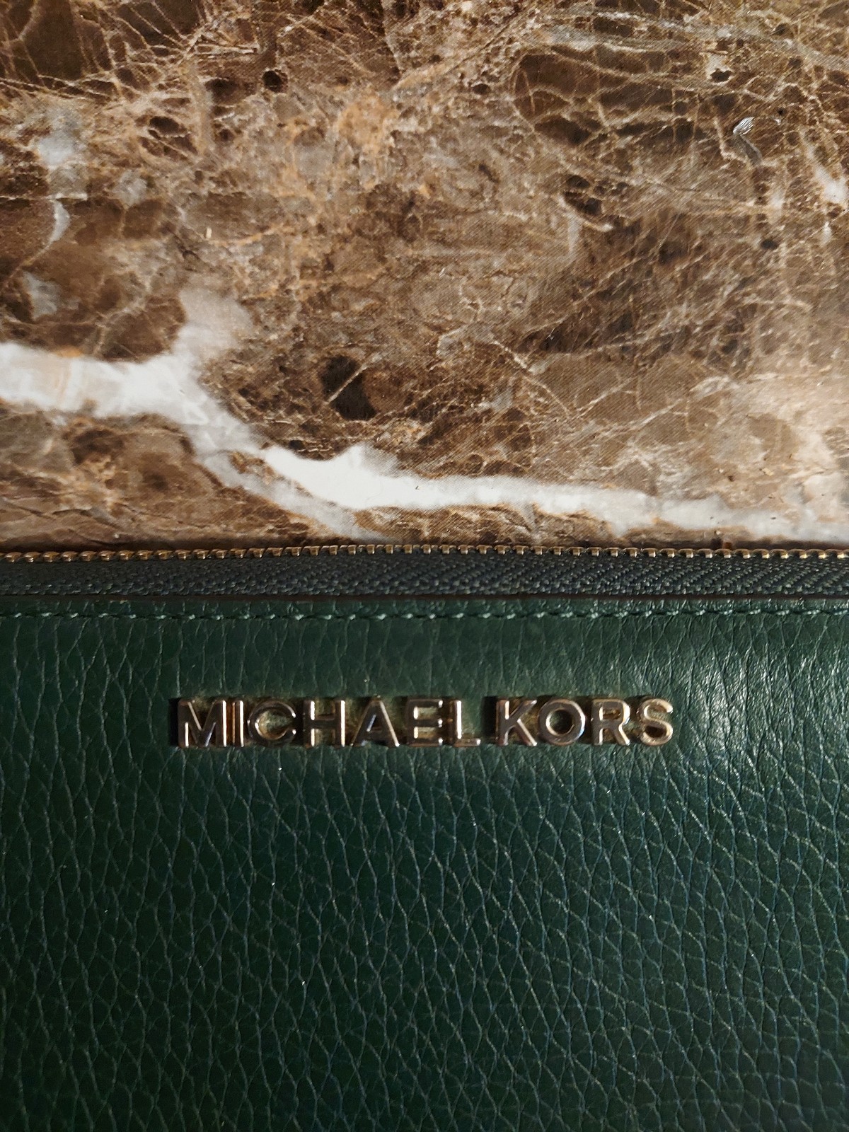 Michael Kors Money Pieces Travel Continental Crossgrain Leather Wall