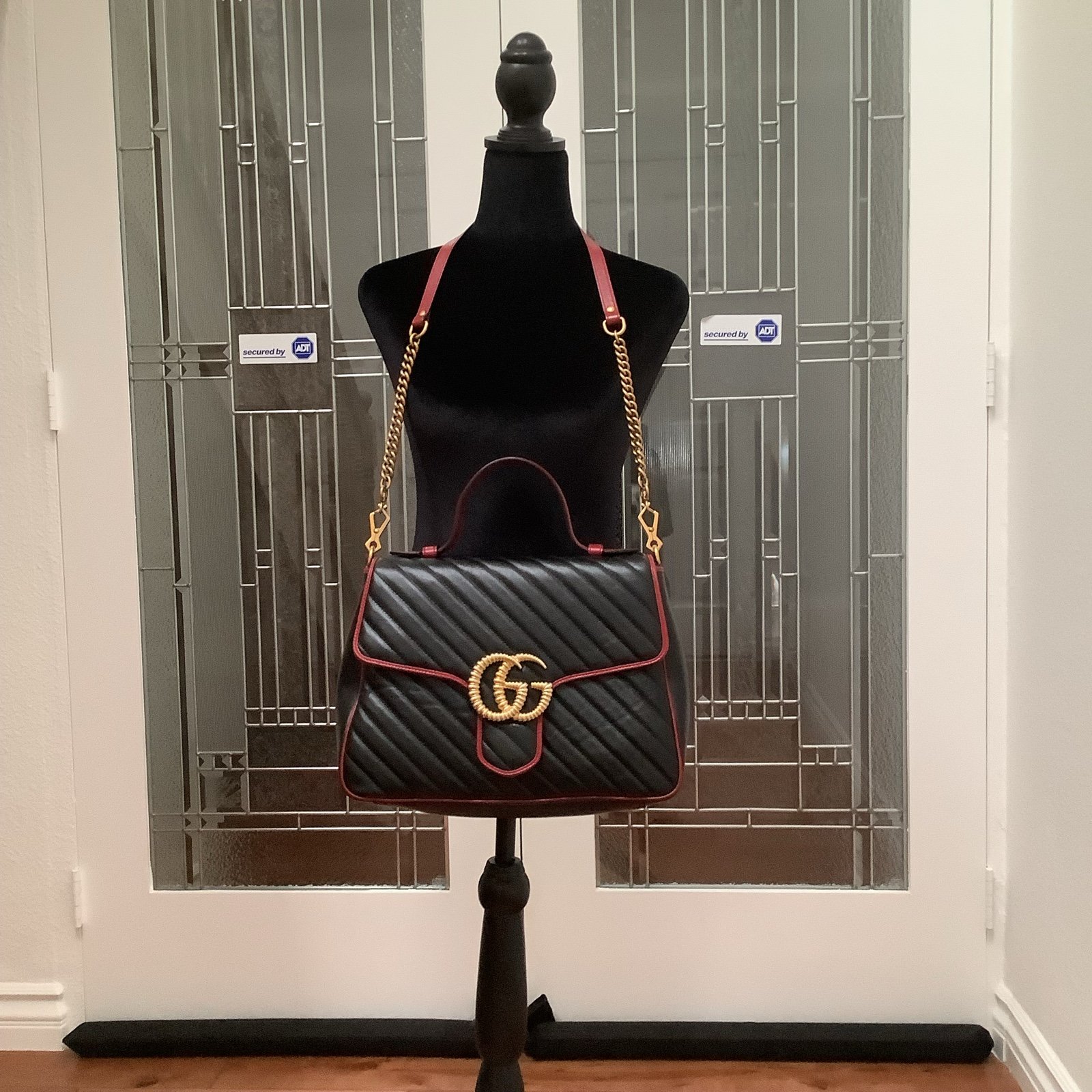 GUCCI Marmont Top Handle Bag, MEDIUM ( 3986.75 )