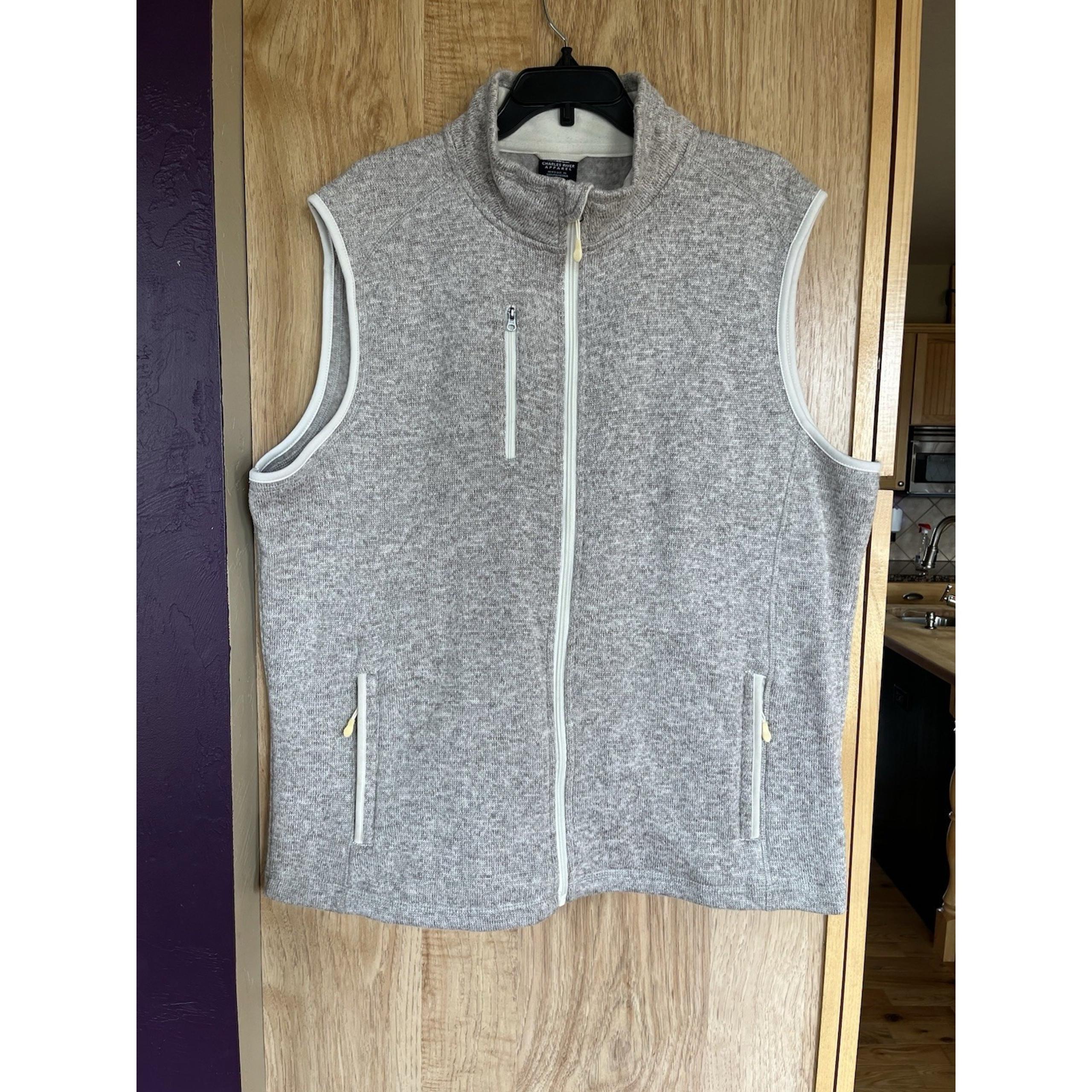 Charles River Apparel Vest Size Large