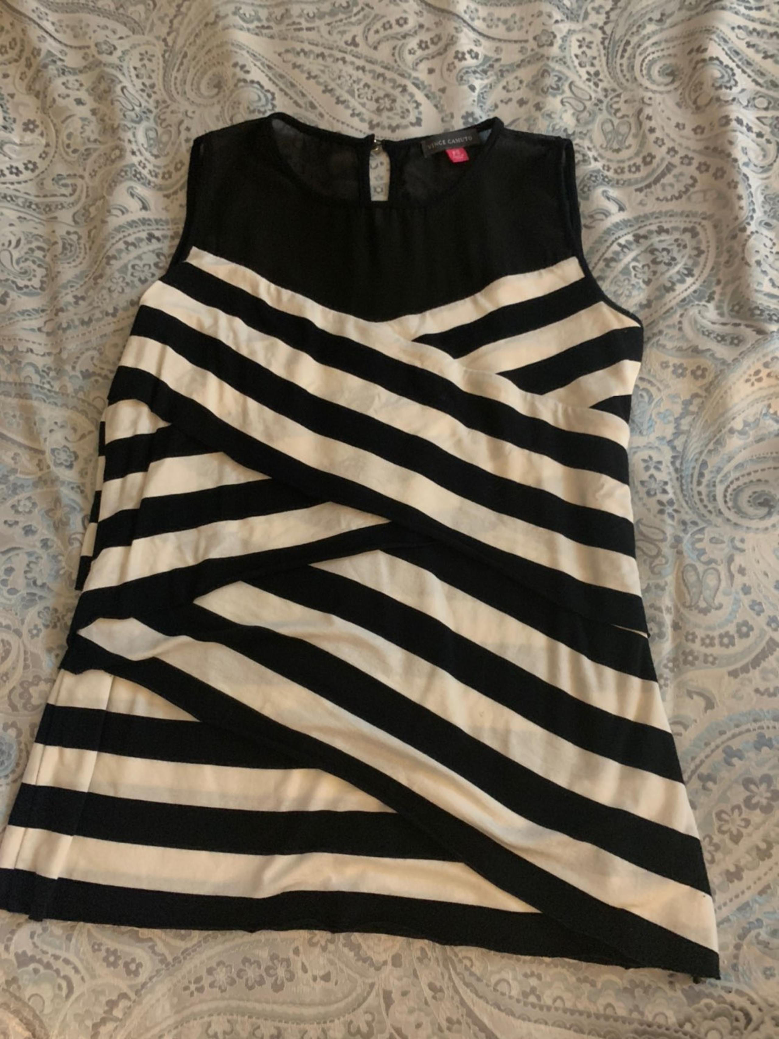 Vince Camuto tank top size petite small