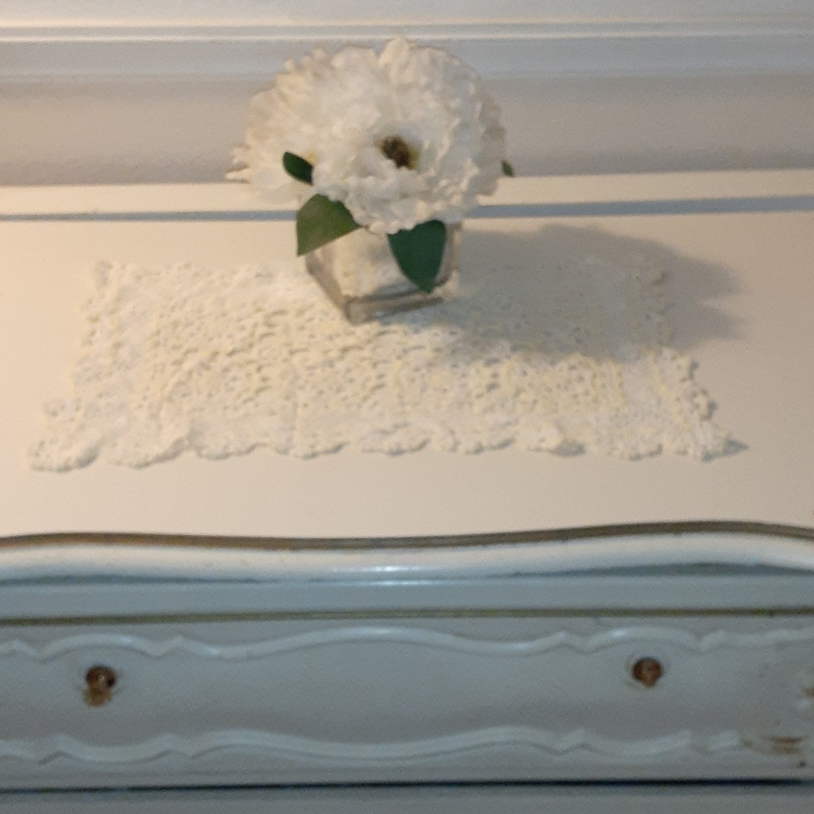 DOILY Lace Crochet Rectangle White Yellow Daisy Handmade Cottagecore Grannnycore