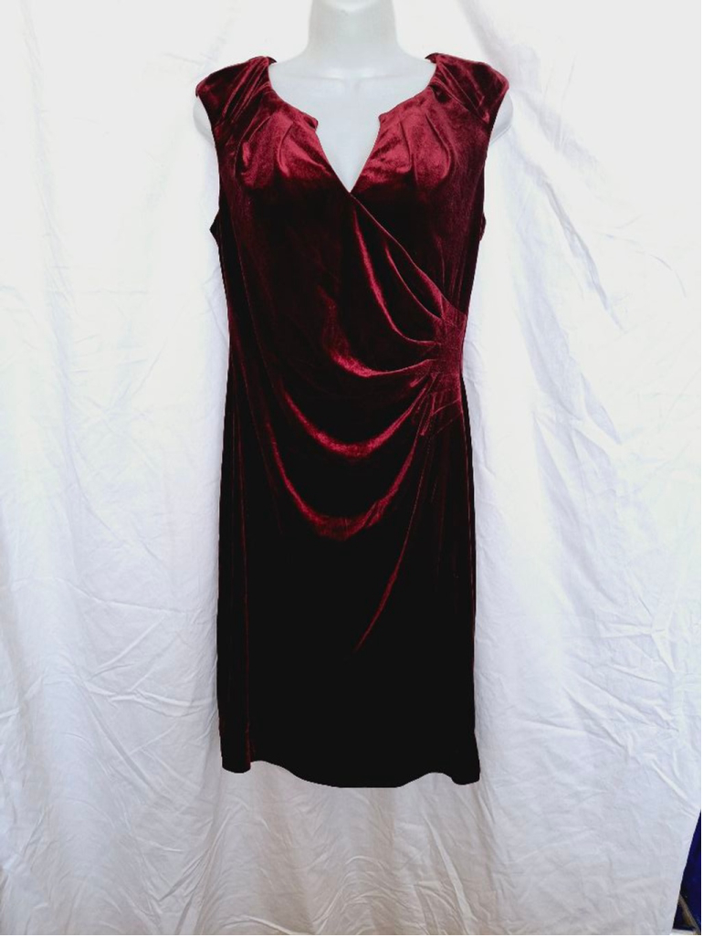 Adrianna Papell , Size 8, Burgundy velour capped sleeves ruched christmas dress