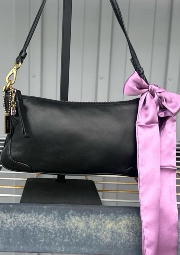 RARE Y2K Vintage Coach Girlie bag # 8314 BLK NAPA Leather/Brass EUC Authentic