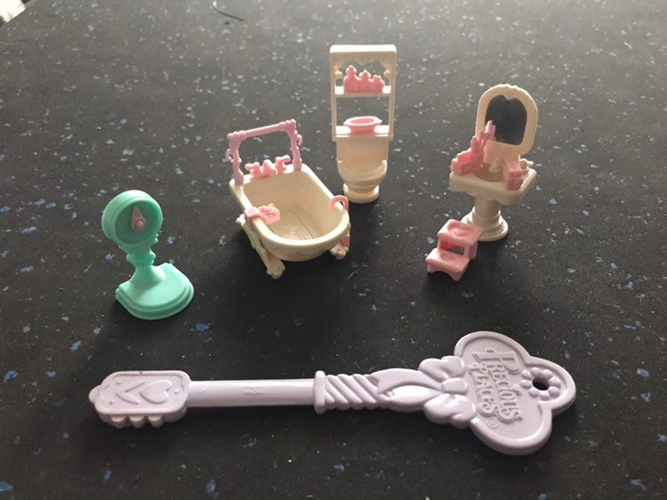 Precious Places Bathroom set