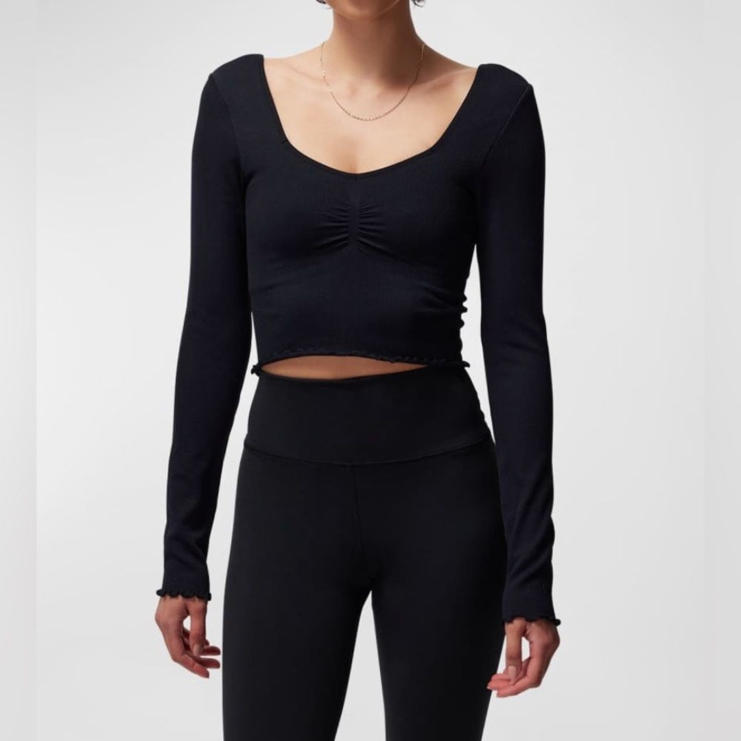NWT- Spiritual Gangster Sweetheart Seamless Long-Sleeve Crop Top