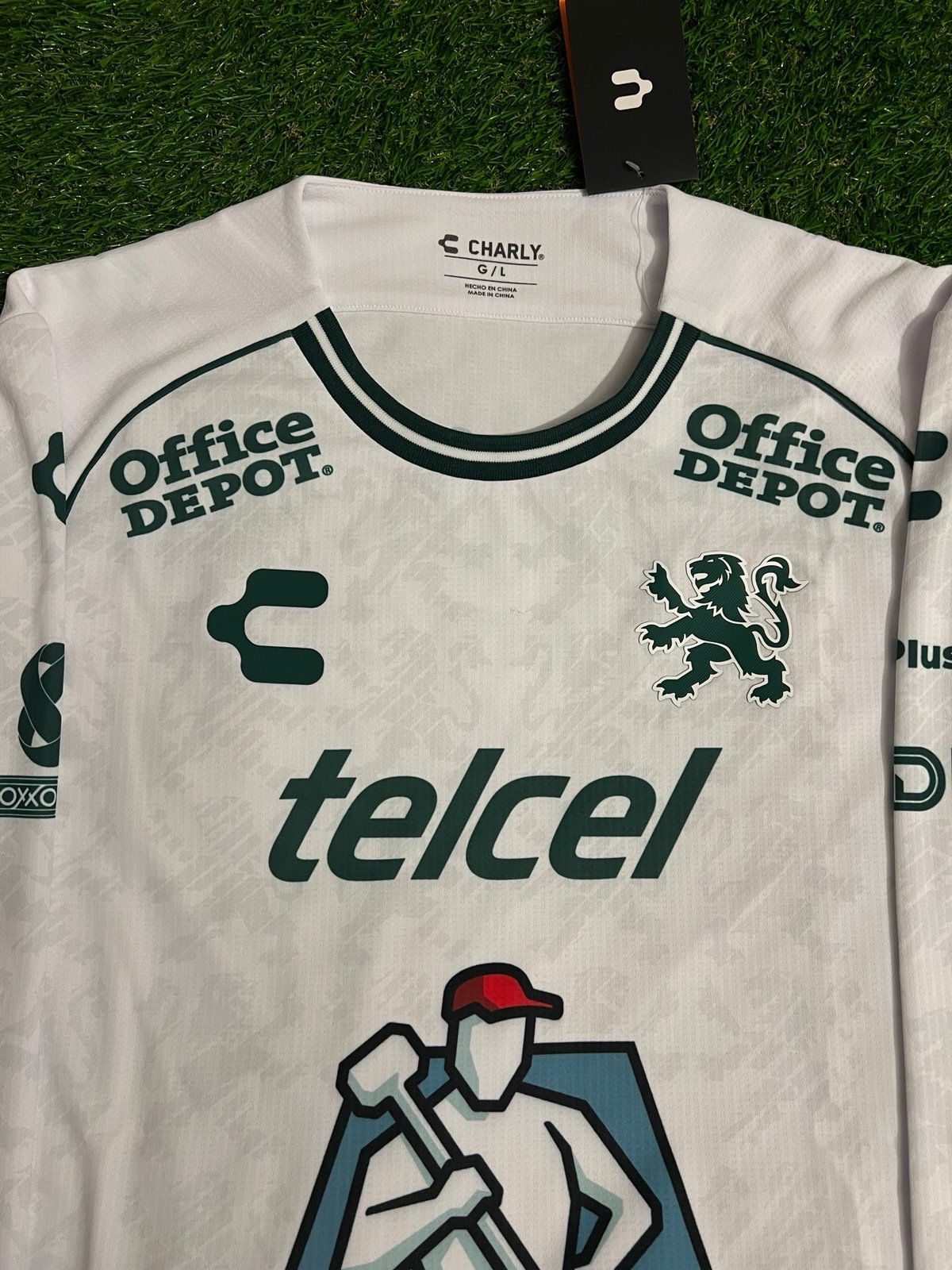 AUTHENTIC Long sleeve James Rodriguez #10 Club Leon FC AWAY Jersey Size Large