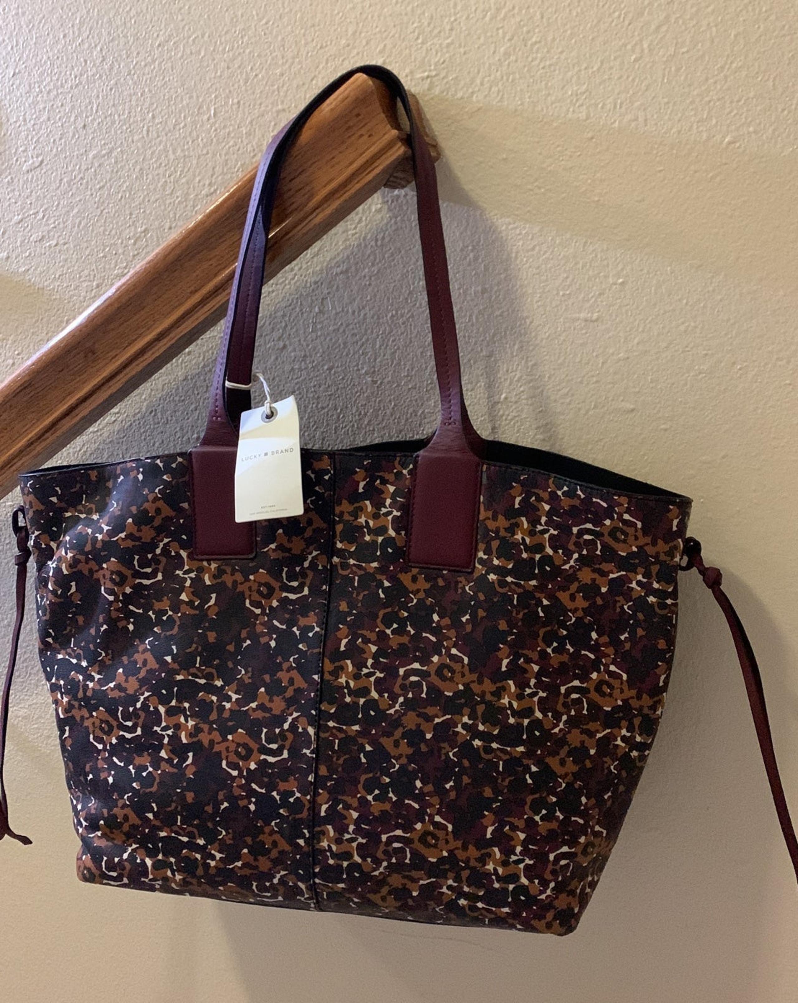 Zemi Reversible Leather Tote - Lucky Brand