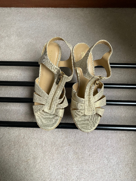 MICHAEL KORS Women Berkley Wedge Sandals - NEW NWOB