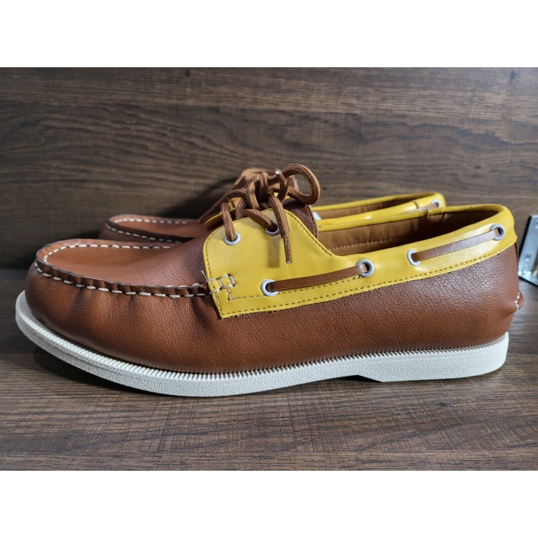 Club Room Men's Moc-Toe Lace Up Boat Shoes Tan Yellow 10M New