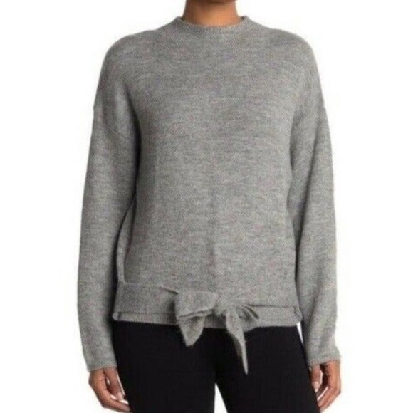 Wayf NWT Women's Mock Neck Tie Waist Sweater Size Medium in Light Grey