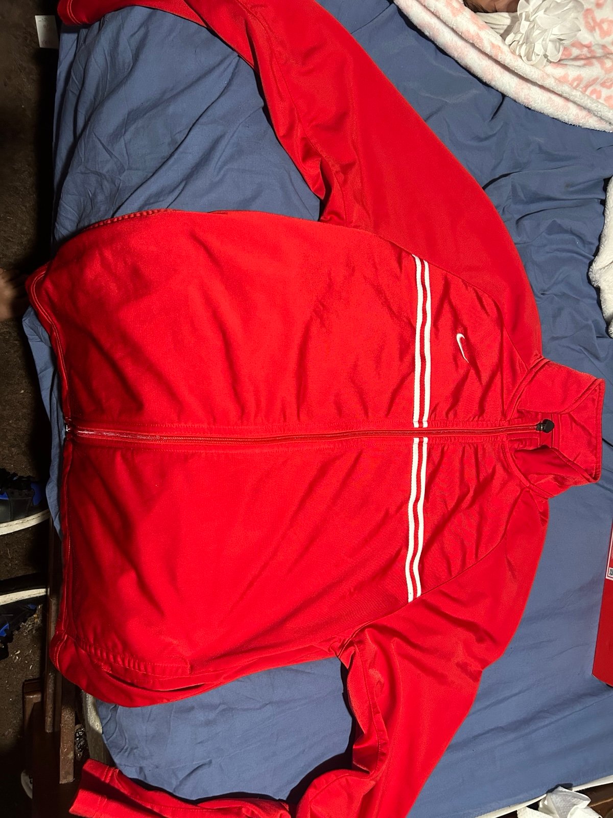 Nike sweater
