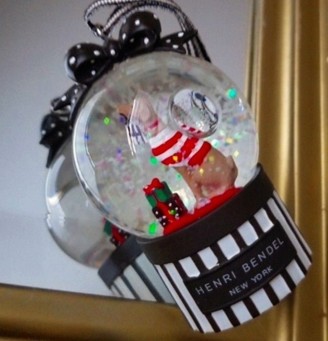 Henri Bendel Christmas Seasonal Decor | Mercari